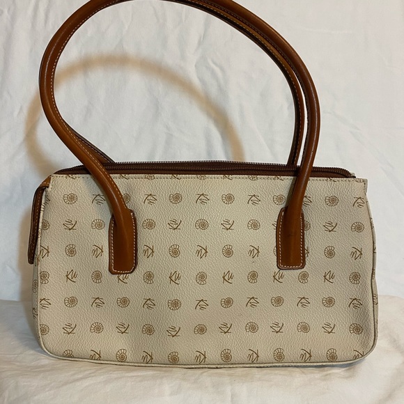 Kenzie Handbag - Picture 2 of 7